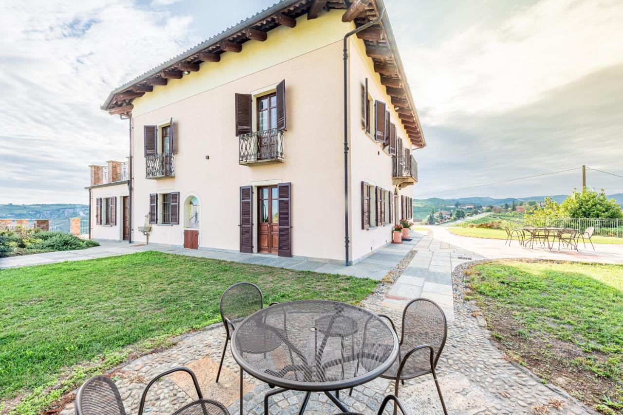 Villa Bricco Paglieri, Entire Villa Alba  Exterior foto